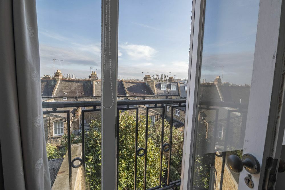 Stylish Family Home In Battersea Vr 런던 외부 사진
