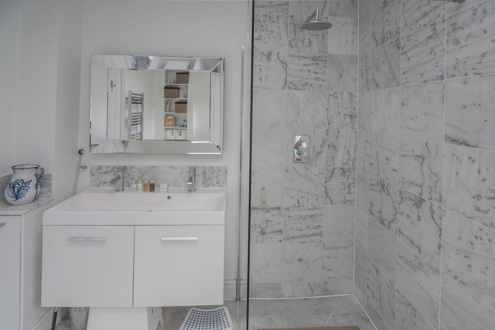 Stylish Family Home In Battersea Vr 런던 외부 사진